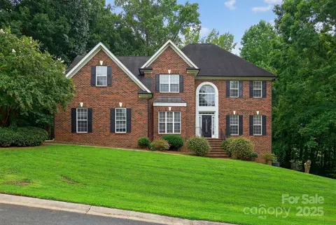 1000 Potters Bluff Rd, Monroe, NC 28110
