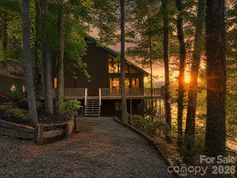 222 W Lake N Dr N, Lake Lure, NC 28746