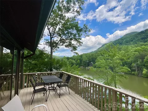 222 W Lake N Dr N, Lake Lure, NC 28746