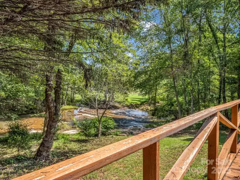 125 Old Millstream Ln, Forest City, NC 28043