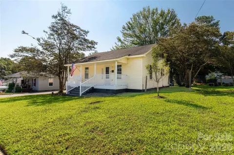 206 Mcconnell St, Clover, SC 29710