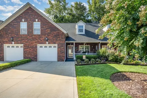 117 Quality Dr, Mount Holly, NC 28120
