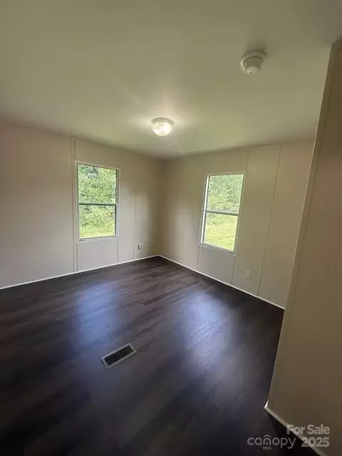 Bedroom - 5587 Doe Ct, Morganton, NC 28655 photo 1 of 3