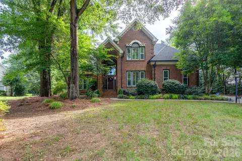 5201 Jupiter Hills Ct, Charlotte, NC 28277