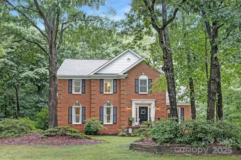 8217 Lansford Rd, Charlotte, NC 28277