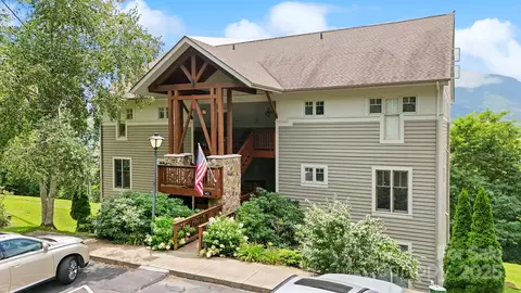 143 Hawks Peak Ln, Seven Devils, NC 28604