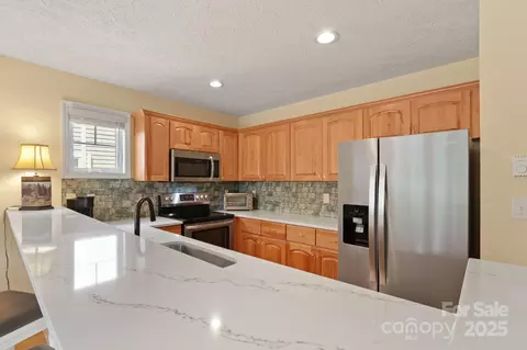 143 Hawks Peak Ln, Seven Devils, NC 28604 photo 16