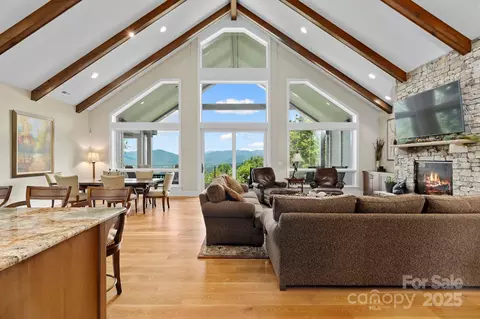 55 Katies Ridge Dr, Asheville, NC 28804