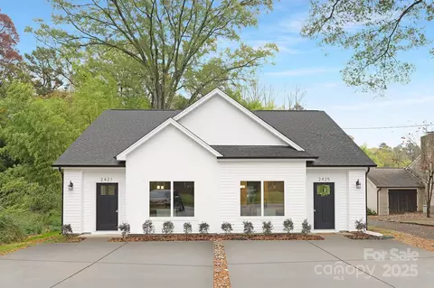 2425 Toddville Rd, Charlotte, NC 28214