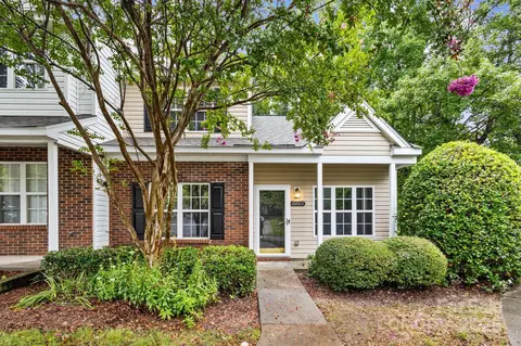 10862 Holly Ridge Blvd, Charlotte, NC 28216