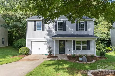 2557 Mulberry Pond Dr, Charlotte, NC 28208