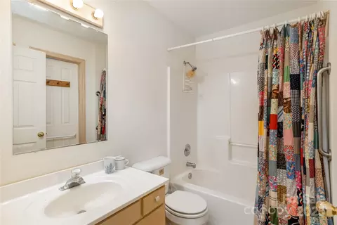 2355 Round Mountain Rd, Brevard, NC 28712 photo 14