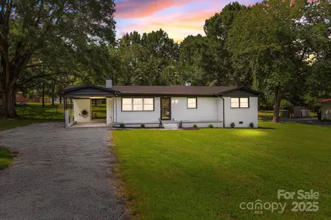 2162 Marwood Ln, Albemarle, NC 28001