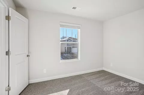 Bedroom - 1540 31st Ne St NE, Conover, NC 28613 photo 2 of 3