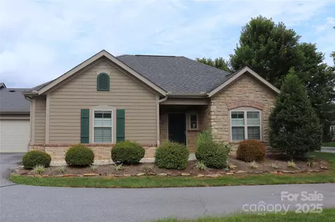 805 Wynnshire C Dr # C, Hickory, NC 28601