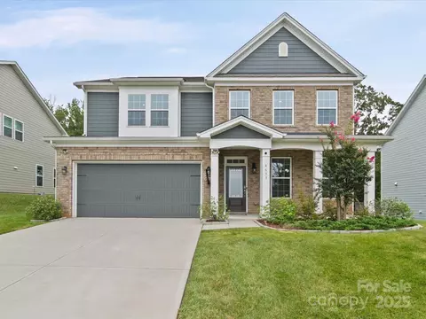 4611 Plicata Dr, Fort Mill, SC 29707