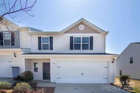 2035 Talbert Ct, Charlotte, NC 28214