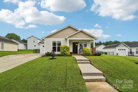 1814 Dewberry Pl, Salisbury, NC 28146