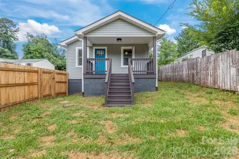 364 State St, Asheville, NC 28806
