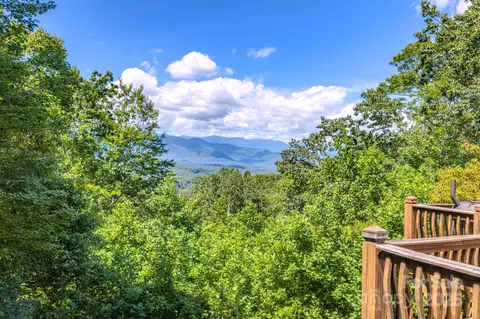 1595 Grants Mountain Rd, Marion, NC 28752