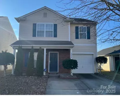 3638 Charterhall Ln, Charlotte, NC 28215
