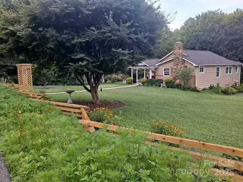544 29th Street Sw Pl SW, Hickory, NC 28602