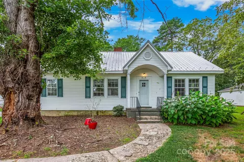 316 Fairview Dr, Lexington, NC 27292