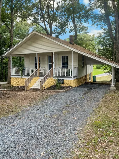 754 S 5th St, Albemarle, NC 28001