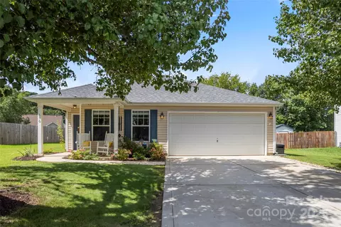 570 Montgomery Dr, Rock Hill, SC 29732