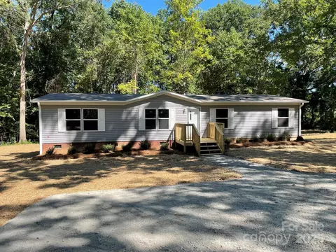 1675 Minnie Ln, Rock Hill, SC 29732