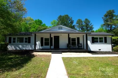 502 Hyde St, Kannapolis, NC 28083