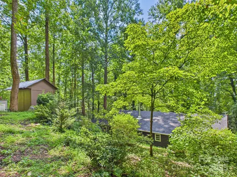 Exterior - 199 Upper Bat Cave Dr, Hendersonville, NC 28792 photo 8 of 8