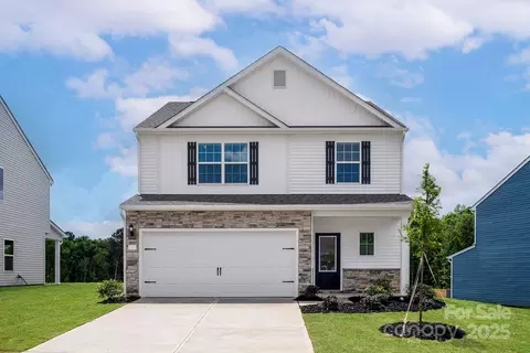 3441 Robindale Dr, Winston Salem, NC 27107