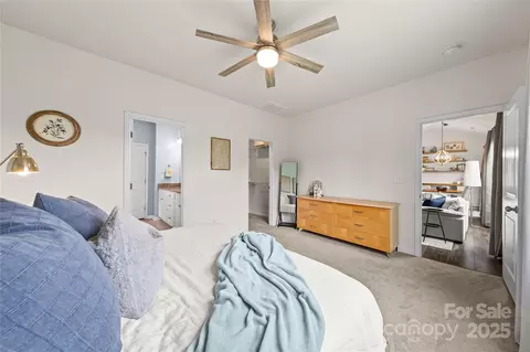 Bedroom - 4515 Dover Ct, Denver, NC 28037 photo 2 of 3