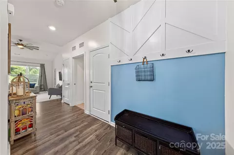 Entry Way - 4515 Dover Ct, Denver, NC 28037 photo 2 of 4