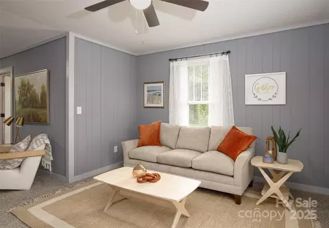 2326 Morganton Sw Blvd SW, Lenoir, NC 28645
