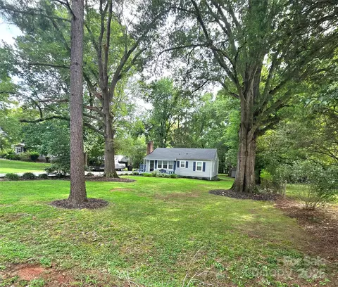 335 Speedway Nw Pl NW, Concord, NC 28027