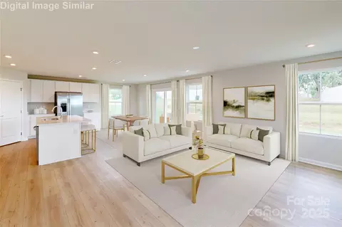Living - 3229 Riverbend St, Hickory, NC 28602 photo 1 of 1