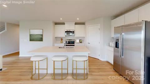 Entry Way - 3229 Riverbend St, Hickory, NC 28602 photo 1 of 3