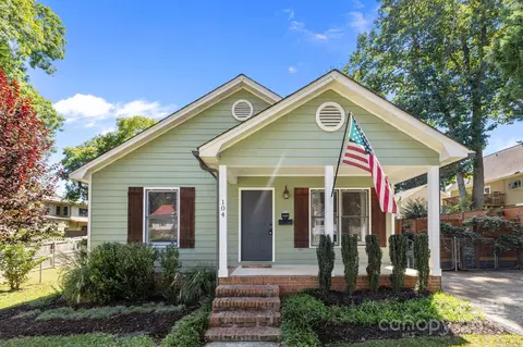 104 Oak St, Belmont, NC 28012