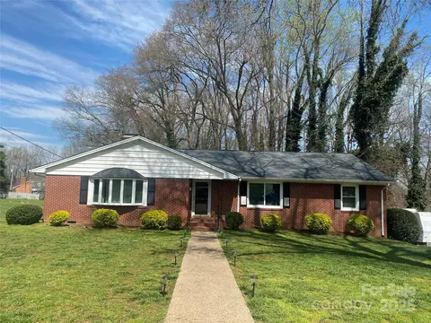 700 Norwood St, Shelby, NC 28150