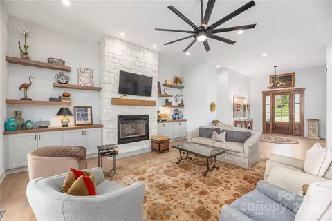 456 Samuel Dr, Mills River, NC 28759 photo 8