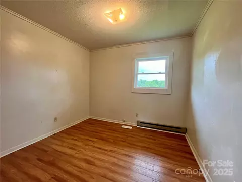 Bedroom - 657 Arrowhead Trl, Marion, NC 28752 photo 3 of 3