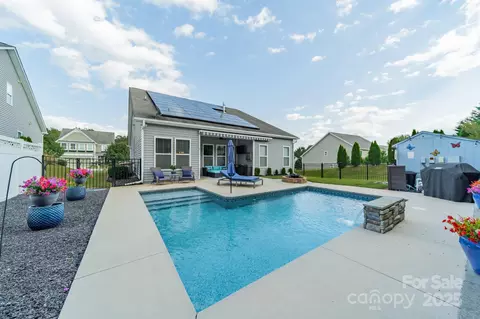 3419 Streamside 463 Dr #463, Davidson, NC 28036 photo 2