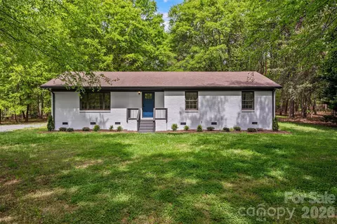 17700 Mckee Rd, Charlotte, NC 28278