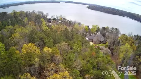 113 Water View 95 Ct #95, Badin Lake, NC 28127