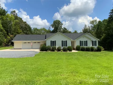 402 Shiloh Church Rd, Troy, NC 27371