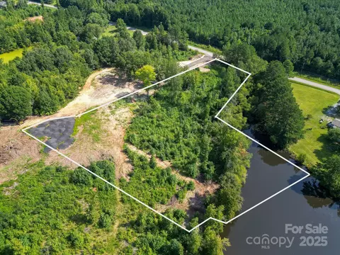 000 S Providence 2 Rd #2, Waxhaw, NC 28173