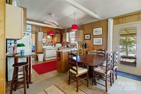 5350 Commodore Pl, Clover, SC 29710 photo 24