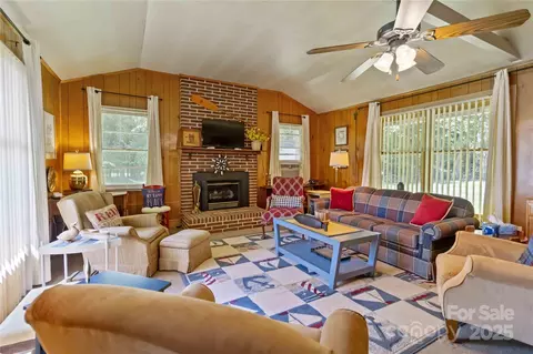 5350 Commodore Pl, Clover, SC 29710 photo 18